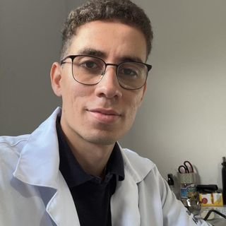 Dr. Miguel Teixeira