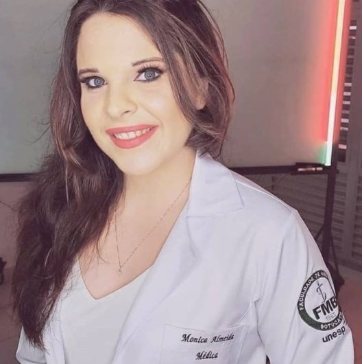 Dra. Monica Almeida