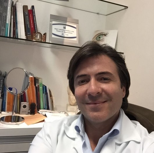 Dr. Renato Ribas Barbosa Chaves
