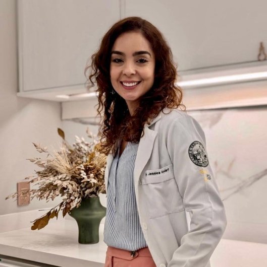 Dra. Jessica Goulart Pereira