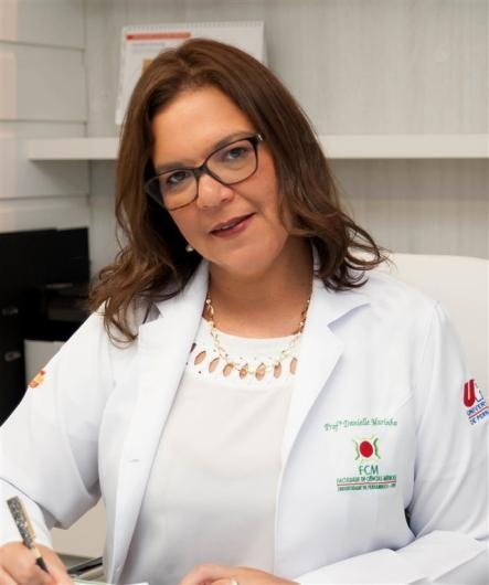 Dra. Danielle Marinho