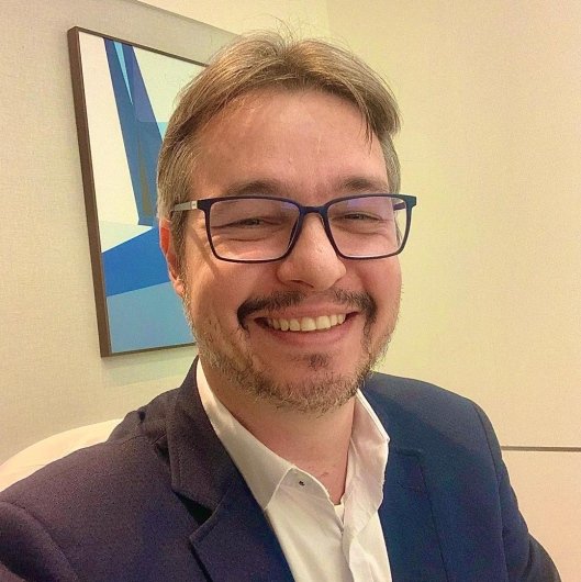 Dr. Marcelo Lauria