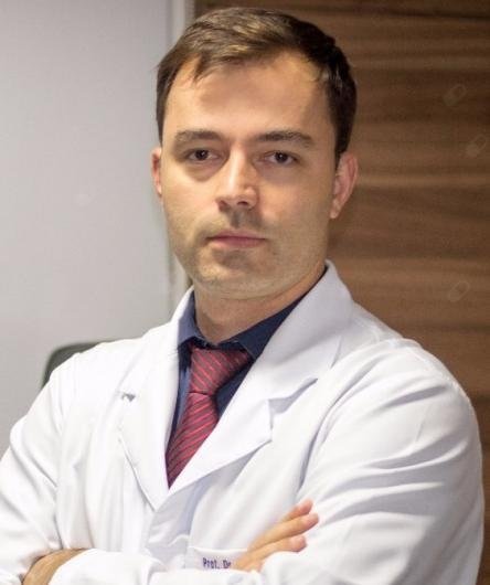Dr. Leonardo Provetti Cunha