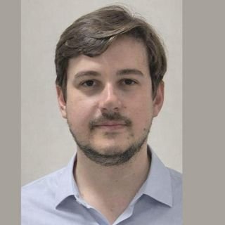 Dr. Carlos Rodrigo Martins