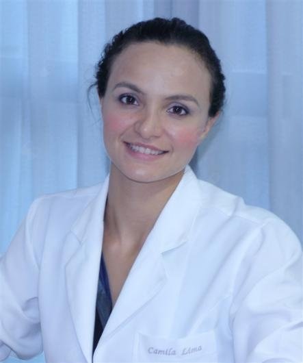 Dra. Camila Lima