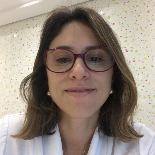 Dra. Lygia Spassapan de Oliveira Esteves