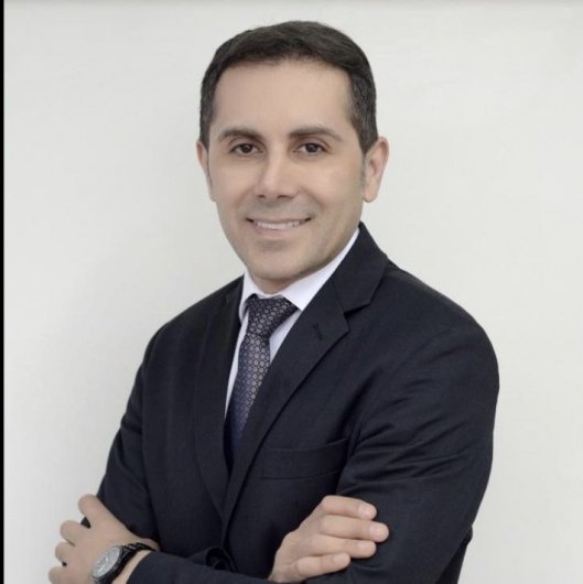 Dr. Everson Moreira
