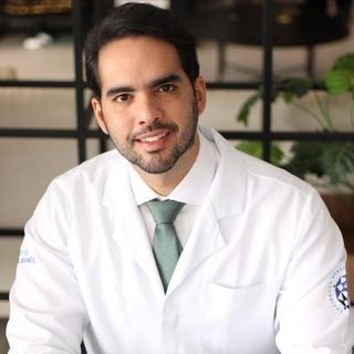 Dr. Fernando Barcelos