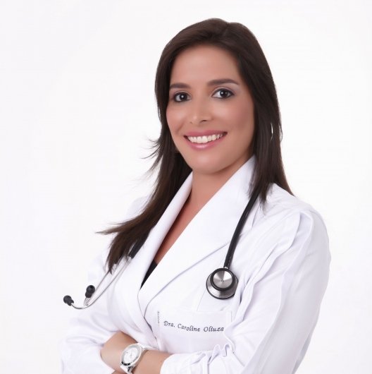 Dra. Caroline Oliuza