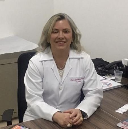 Dra. Christiany de Souza Pinto