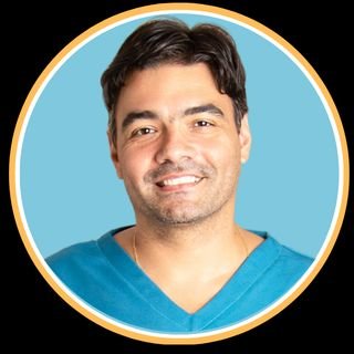 Dr. Raphael Milagres