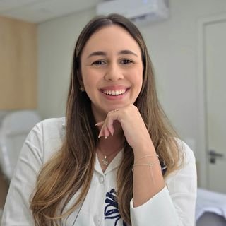 Emanuelle Abud