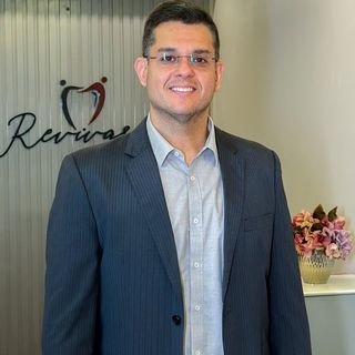 Dr. Phelipe Seixas