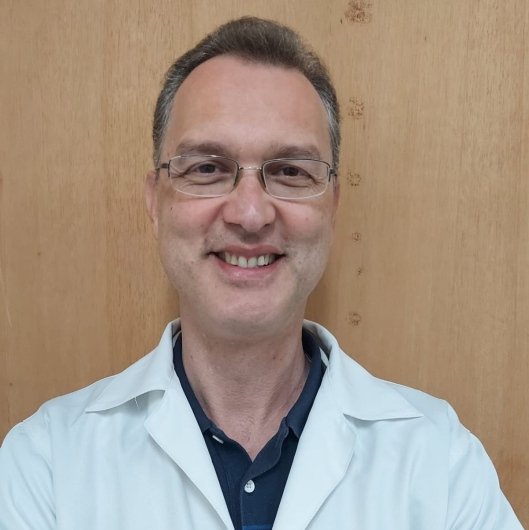 Dr. Edner Fernando de Campos Leite