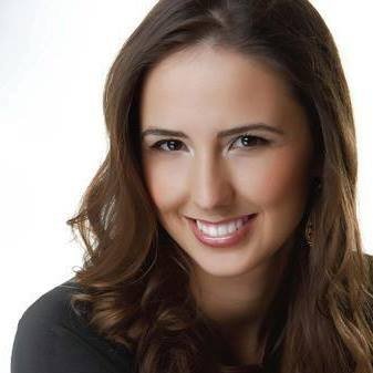 Dra. Débora Sasso