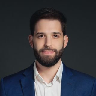 Dr. Otávio Vitório