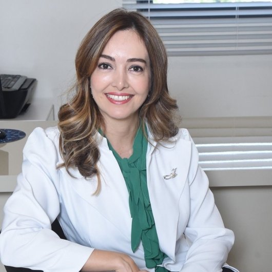 Dra. Roberta Maria Pacheco Cardoso