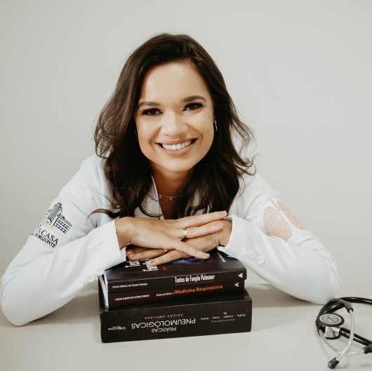 Dra. Luana Alves Nogueira