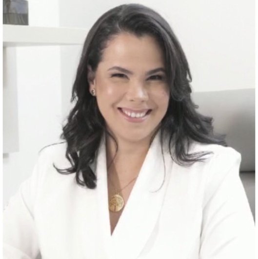 Dra. Renata Marina Gomes Barbosa