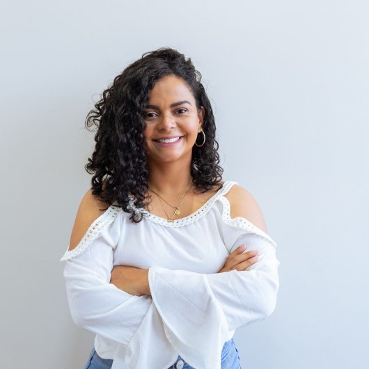 Dra. Thais Almeida da Silva
