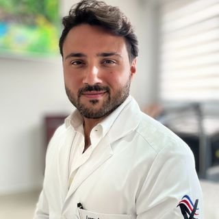 Dr. Lucas Ferraz Amaral