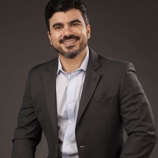 Dr. Thiago Costa