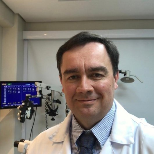 Dr. Hilton Iran Ruthes