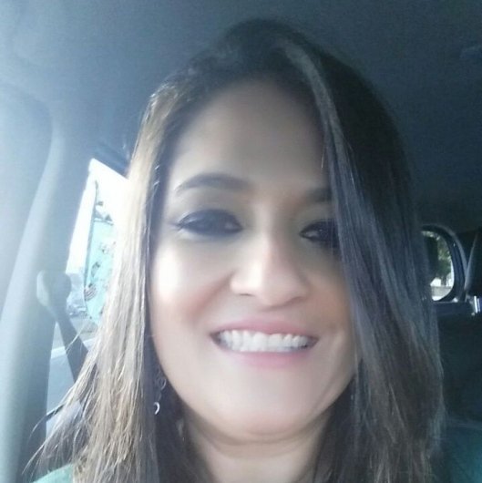 Dra. Leonora Fernandes