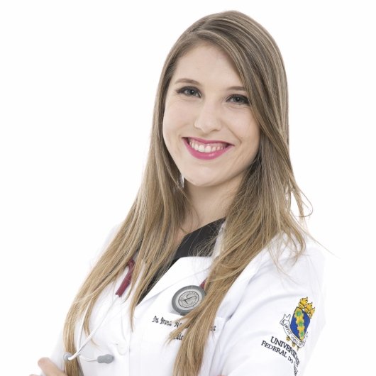 Dra. Bruna Nogueira Rechia