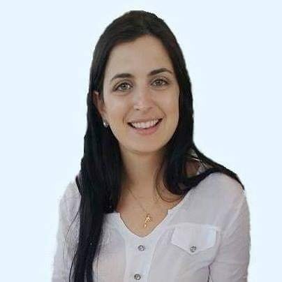 Dra. Jaqueline Schneider