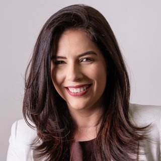 Dra. Maressa Leal