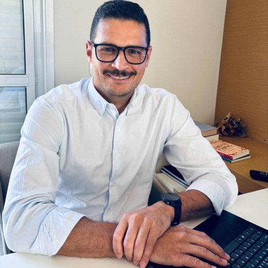 Dr. Vitor Marim