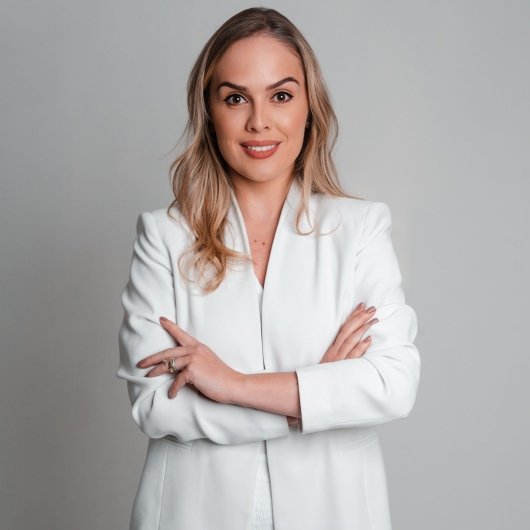 Dra. Isabelle Martinez