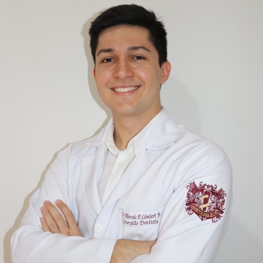 Dr. Marcelo Llombert Júnior