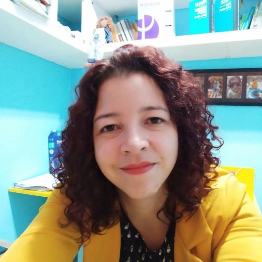 Prof. Vanessa Camillo Ziareski