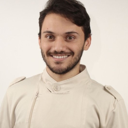 Dr. Lucas Caetano