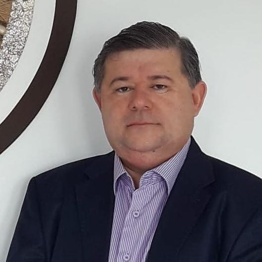 Prof. Marlon Aguiar