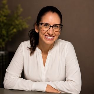 Dra. Flavia M M Figueiredo Yen