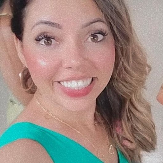 Dra. Thais Lacerda