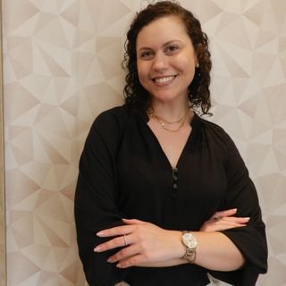 Dra. Laís Saoncella Vasconcelos
