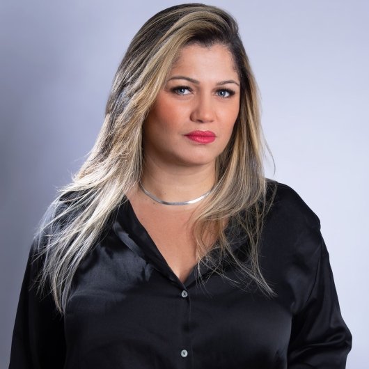 Aline Curty