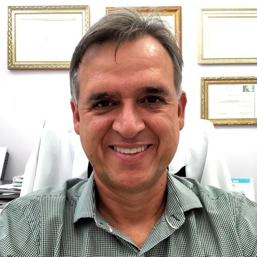 Dr. Silas Otero Reis Salum