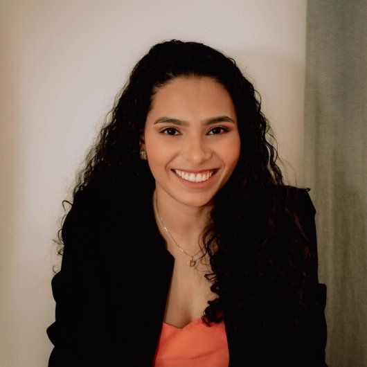 Dra. Marília Maia