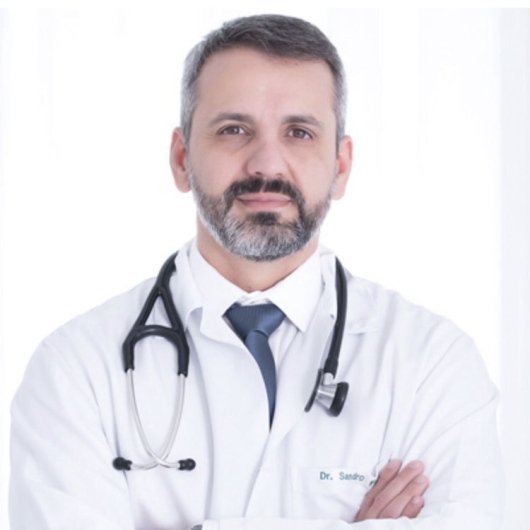 Dr. Sandro Faig