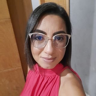 Cintia Araujo de Souza .