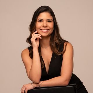 Dra. Marcela Finoquio