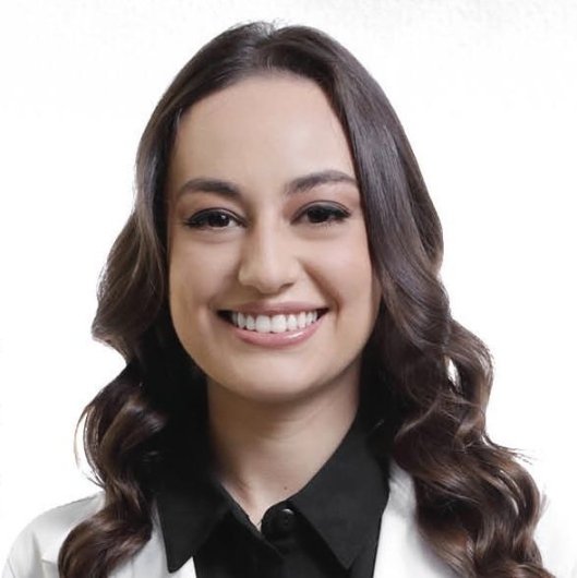 Dra. Daiane Pereira