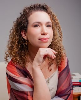 Dra. Bárbara Barros Lemos
