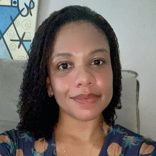 Dra. Francielen Machado