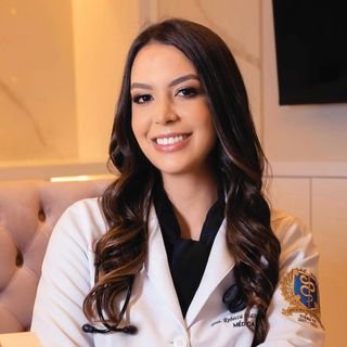 Dra. Rebecca Mascarenhas Santos